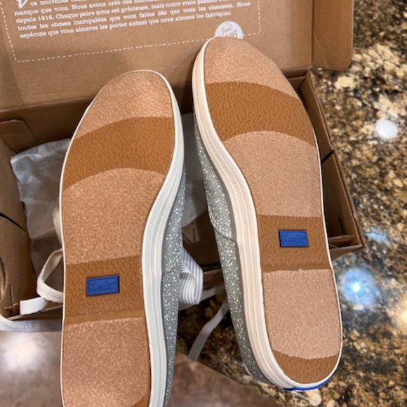 New and Never Worn, Still in Box, TAYLOR SWIFT Keds.  Size 6.5 - Picture 8 of 15